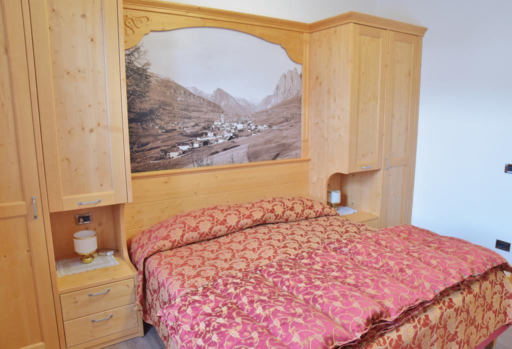 Hotel Regina Cortina d'Ampezzo Kamer foto