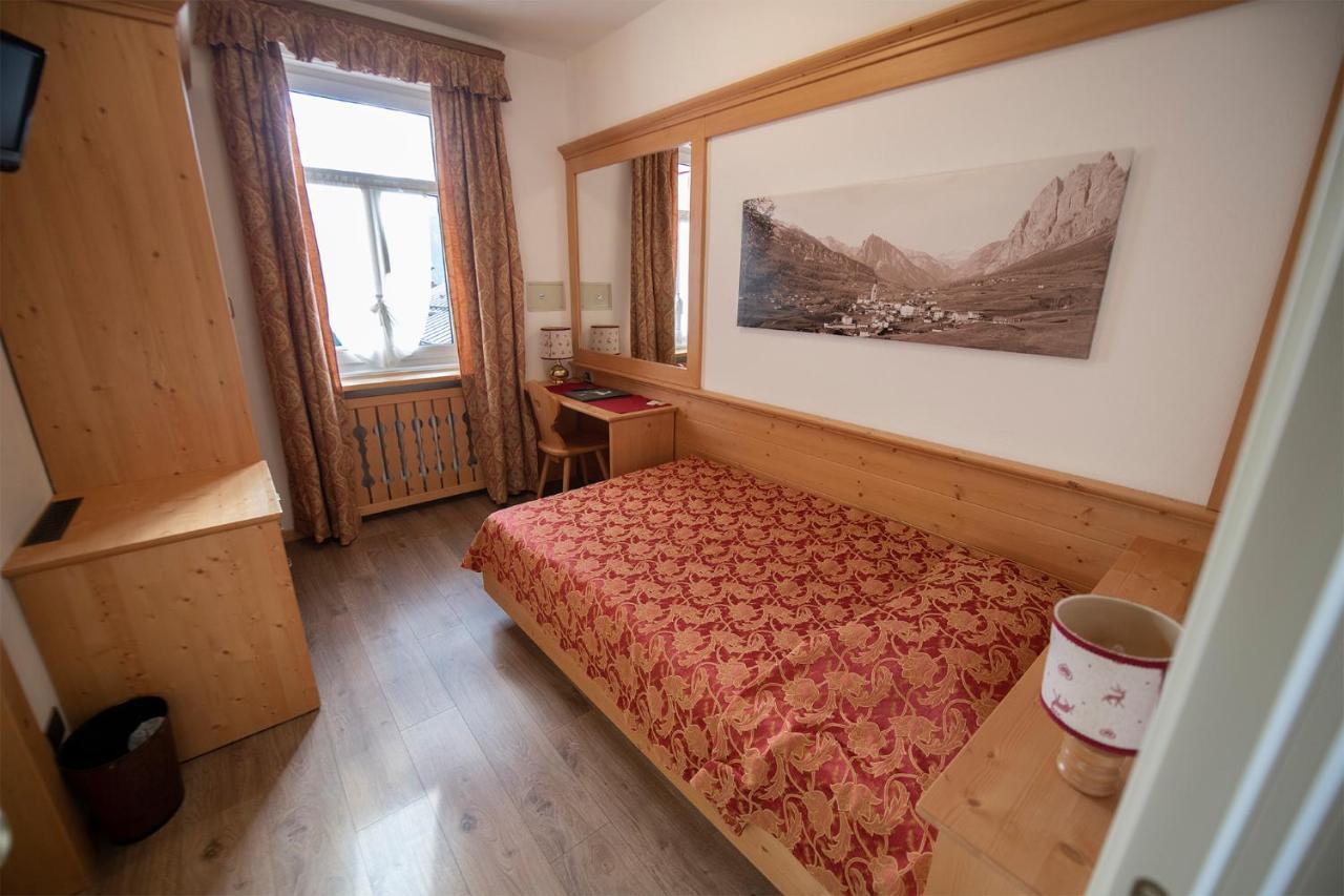 Hotel Regina Cortina d'Ampezzo Buitenkant foto