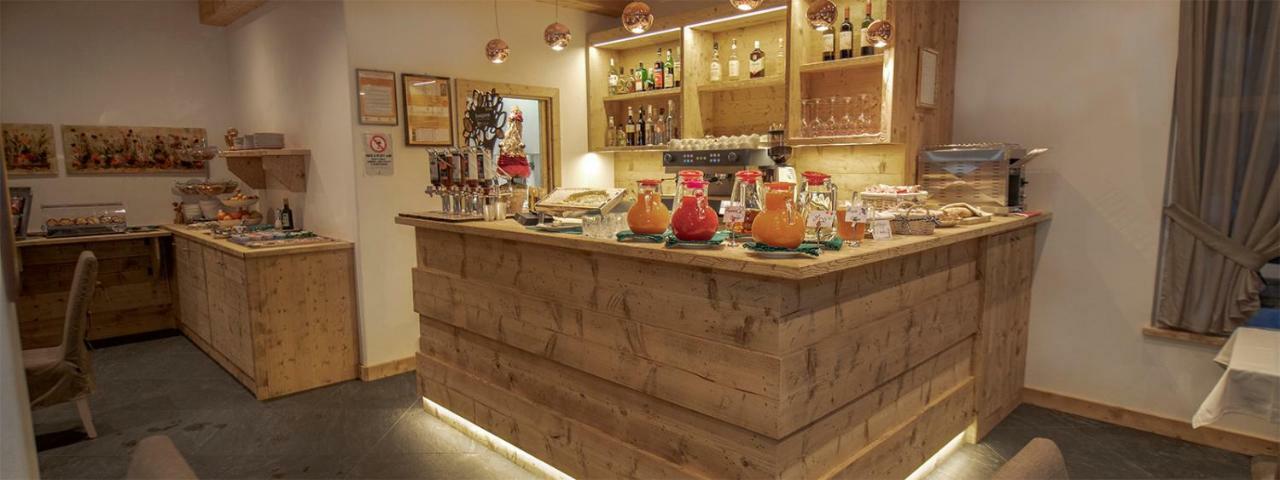 Hotel Regina Cortina d'Ampezzo Buitenkant foto